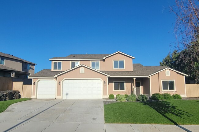 property at 1207 N Montana St