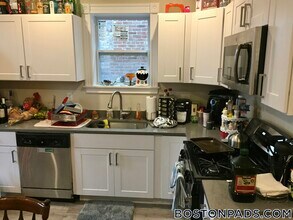 174 St Alphonsus St, Unit 3 in Boston, MA - Building Photo - Building Photo