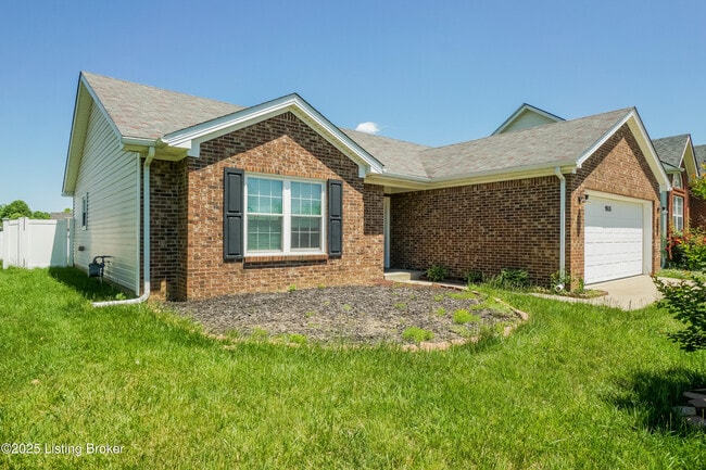 9808 Brooks Bend Rd in Louisville, KY - Building Photo - Building Photo