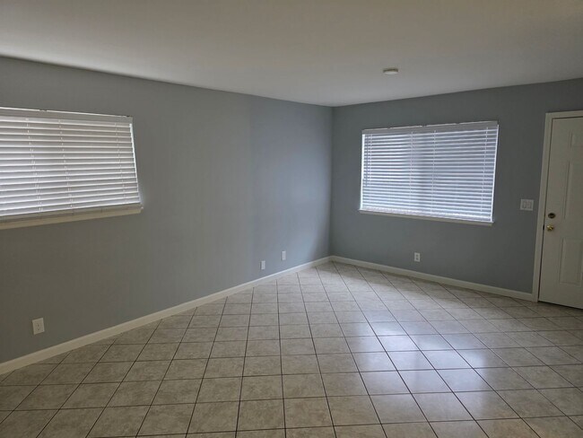 2601 Spinnaker Ave in Port Hueneme, CA - Building Photo - Building Photo