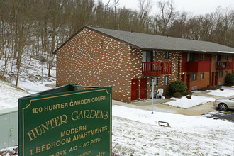 Hunter Gardens Apartments in Verona, PA - Building Photo - Building Photo