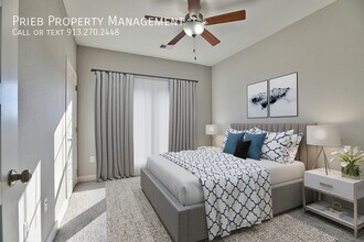 22204 W 123rd Terrace in Olathe, KS - Foto de edificio - Building Photo