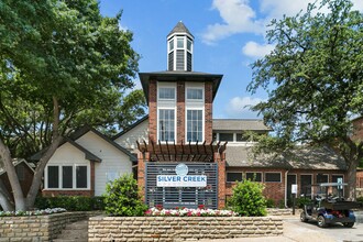 Silver Creek in Dallas, TX - Building Photo - Building Photo