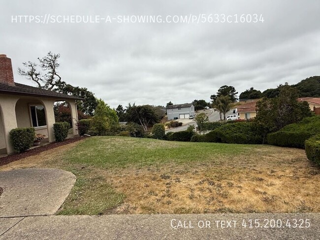 9220 Canyon Oak Rd in Salinas, CA - Building Photo - Building Photo