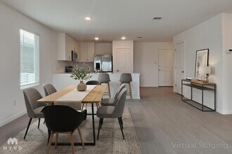 316 Pacific Waters in Seguin, TX - Foto de edificio - Building Photo