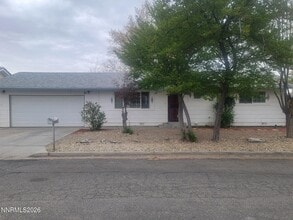 312 Leona Ave in Yerington, NV - Building Photo - Building Photo