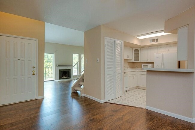 property at 10811 Richmond Ave