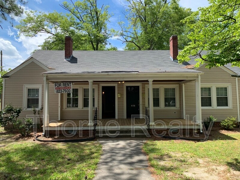 230 S Pine St in Rocky Mount, NC - Building Photo