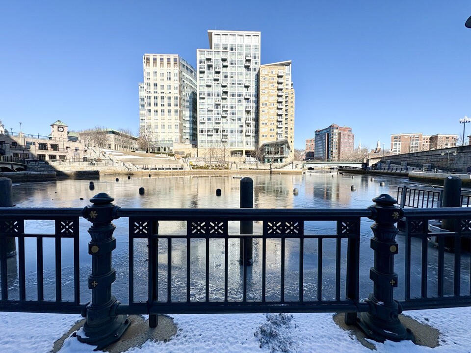 200 Exchange St, Unit 1013 in Providence, RI - Foto de edificio