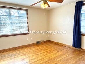 122 Marshall St in Clarksburg, WV - Building Photo - Building Photo