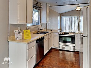 4430 Sunrise Ct in Davis, CA - Building Photo - Building Photo