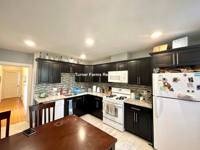 15 Sewall St, Unit 1 in Boston, MA - Building Photo - Building Photo