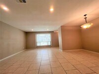 2146 Hazlitt Dr photo'