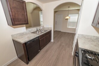 4231 Silver Ranch Rd in Houston, TX - Building Photo - Building Photo