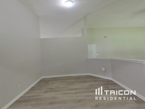 534 Louise Dr in Indianapolis, IN - Building Photo - Building Photo