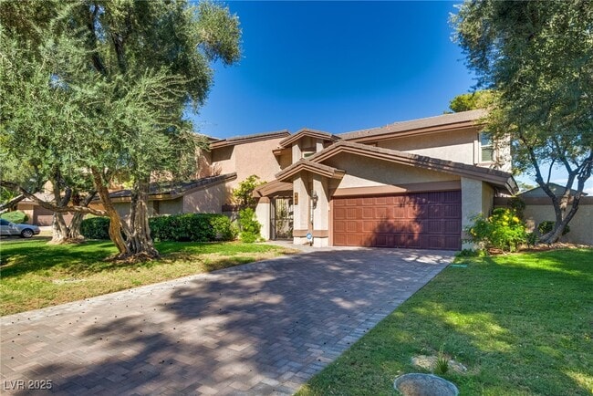 property at 840 Pinehurst Dr