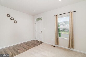3032 Bianca Way in Harrisburg, PA - Building Photo - Building Photo
