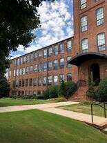 400 Mills Ave, Unit 210 in Greenville, SC - Building Photo