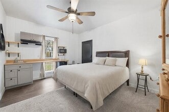 156 Howard Newby Ln in Springtown, TX - Building Photo - Building Photo