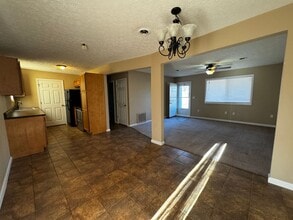 15520 Tate Ln in St. Robert, MO - Building Photo - Building Photo