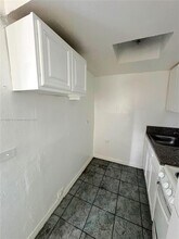 840 NW 70th St in Miami, FL - Foto de edificio - Building Photo