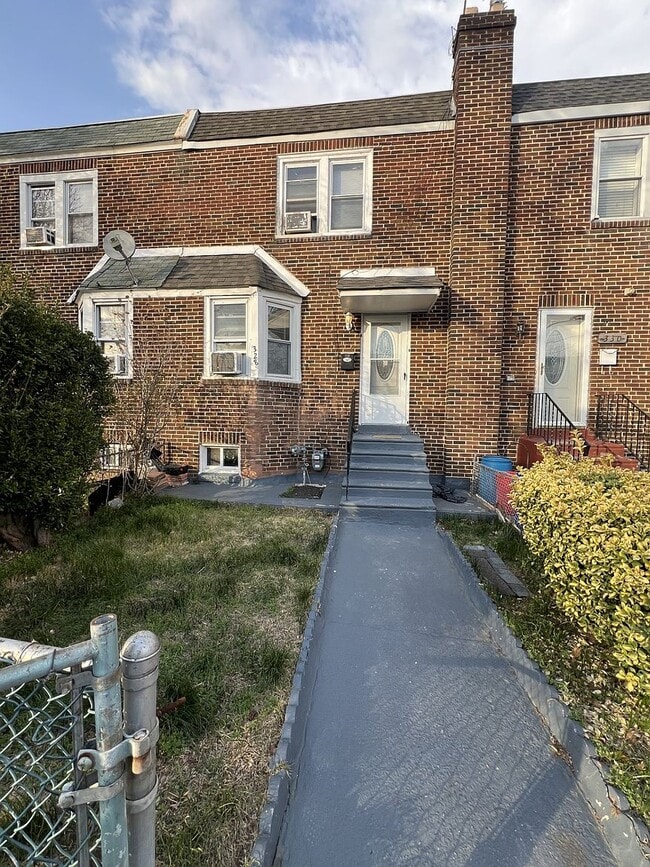 property at 328 Pfeiffer St