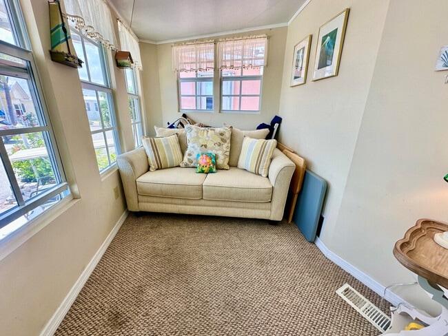 388 Nettles Blvd, Unit SI ID1537506P