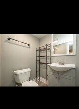 3420 N Oketo Ave in Chicago, IL - Foto de edificio - Building Photo