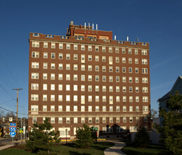 Mary Walker Hotel in Joliet, IL - Building Photo - Building Photo