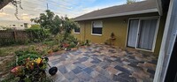 825 Pine St in Tarpon Springs, FL - Building Photo - Building Photo