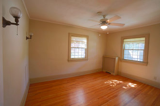 1849 Saint Clair Ave, Unit St Thomas MacGrove Duplex in St. Paul, MN - Building Photo - Building Photo
