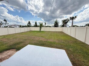 2541 Birney Run in Zephyrhills, FL - Building Photo - Building Photo