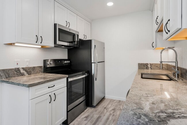945 Harold Dr in Incline Village, NV - Building Photo - Building Photo