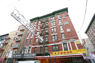 121 Mott St Apartments