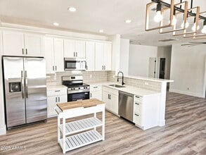 1187 E Cowboy Cove Trail in San Tan Valley, AZ - Building Photo - Building Photo