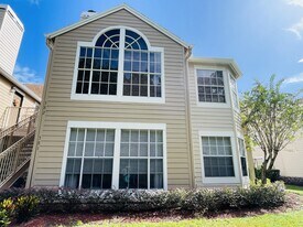 698 Roaring Dr in Altamonte Springs, FL - Building Photo