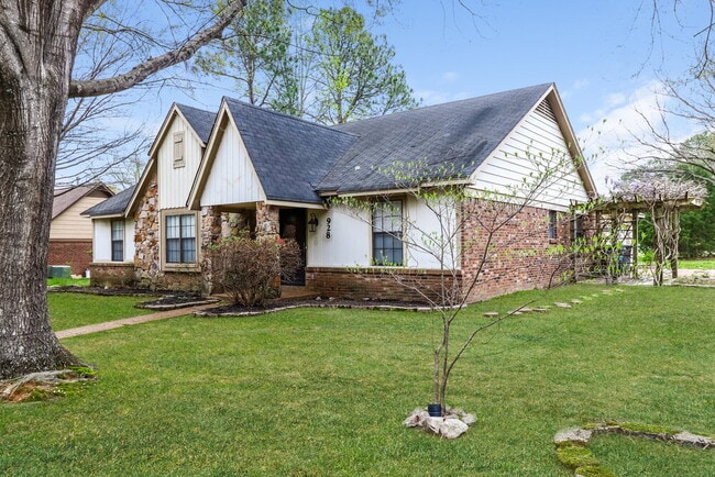 928 Pheasant Hollow Dr in Memphis, TN - Building Photo - Building Photo