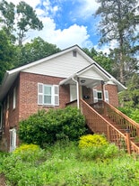 43 Lake St in Poughkeepsie, NY - Building Photo
