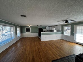 431 Richey Rd in Leesburg, FL - Building Photo - Building Photo