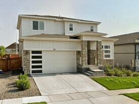 551 W 175th Pl in Broomfield, CO - Building Photo