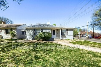 785 Elm St in Denver, CO - Building Photo - Building Photo