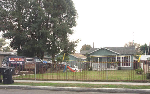 5914-5918 Ludell St in Bell Gardens, CA - Foto de edificio