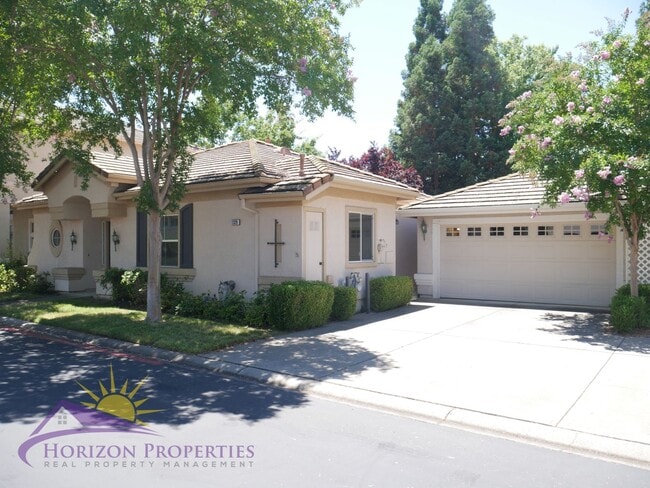 1139 Reston Dr in Folsom, CA - Building Photo - Building Photo