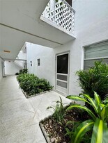 6507 Winfield Blvd in Margate, FL - Building Photo