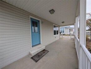 9101 Fairway Loop in Dade City, FL - Building Photo - Building Photo