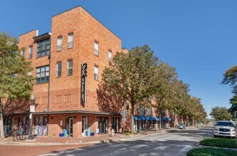 Link at Plano in Plano, TX - Building Photo - Building Photo