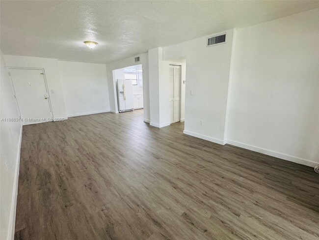 6320 SW 138th Ct in Miami, FL - Building Photo - Building Photo