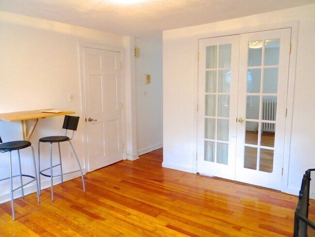 property at 14 Melrose St