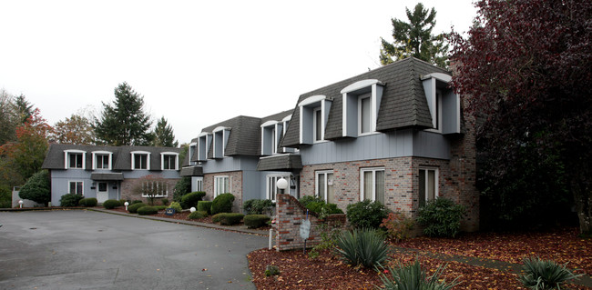 Huntley Wynde in Beaverton, OR - Building Photo - Building Photo