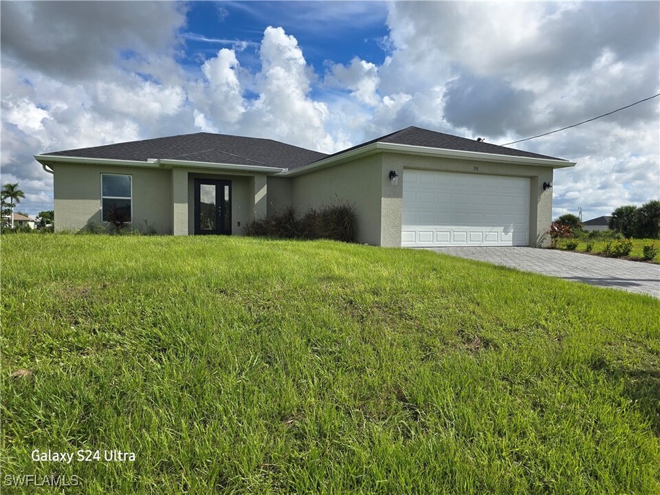 331 NE 25th St in Cape Coral, FL - Building Photo